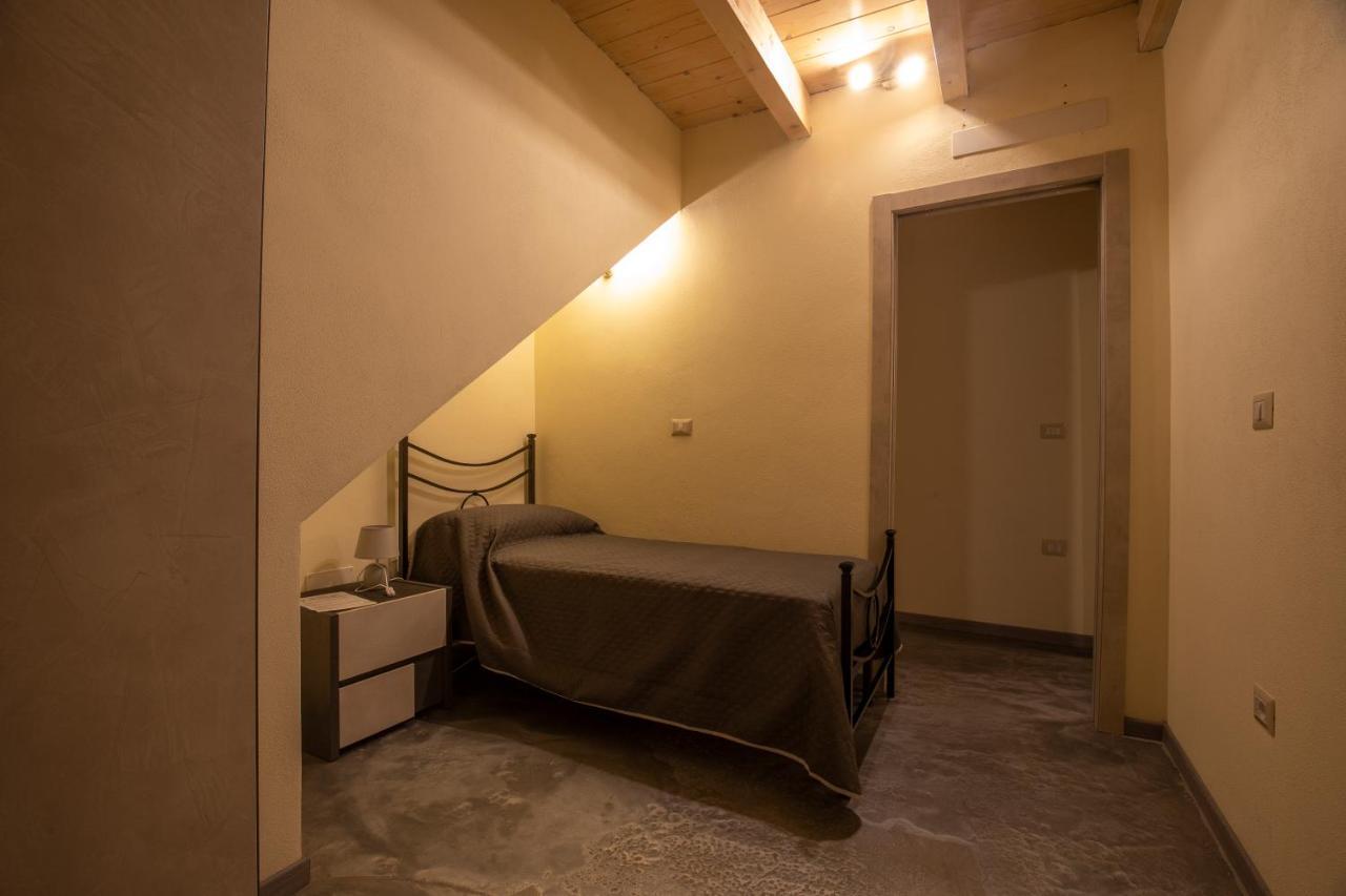 Via Cavour 19, Appartamento Del Conte Iglesias Exteriér fotografie