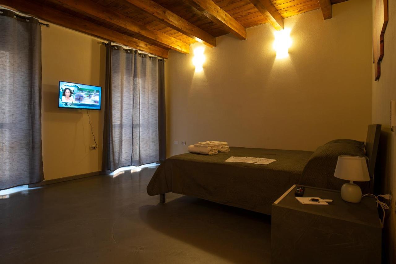Via Cavour 19, Appartamento Del Conte Iglesias Exteriér fotografie
